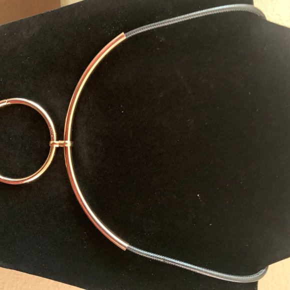 NECKLACE - Picture 3 of 3